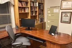 39 Walker St, Cambridge, MA 02138 - Photo 10