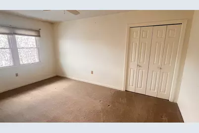 13 Dallas Dr #305, Dracut, MA 01826 - Photo 8