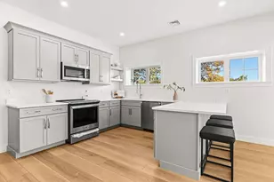 14 Liana St, Woburn, MA 01801 - Photo 20