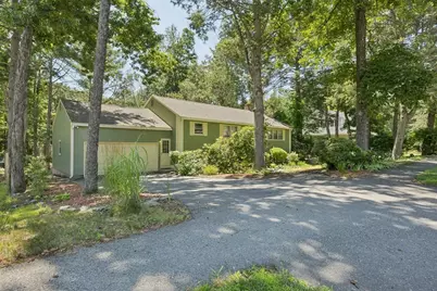 19 Hickory Drive, Worcester, MA 01609 - Photo 2
