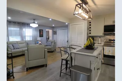 89 N High Street, Foxboro, MA 02035 - Photo 4