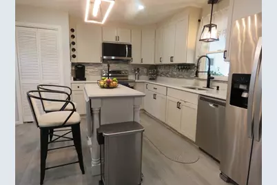89 N High St, Foxboro, MA 02035 - Photo 6