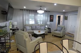 89 N High St, Foxboro, MA 02035 - Photo 2