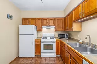 464 Bank, Fall River, MA 02720 - Photo 6