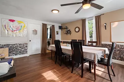 19 Suffolk St, Springfield, MA 01109 - Photo 6