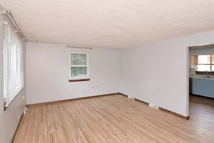 41 West St, Milford, MA 01757 - Photo 4