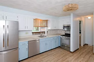 41 West St, Milford, MA 01757 - Photo 6