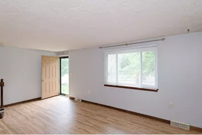 41 West St #41, Milford, MA 01757 - Photo 2