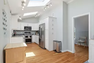 16 Billows St, Winthrop, MA 02152 - Photo 4