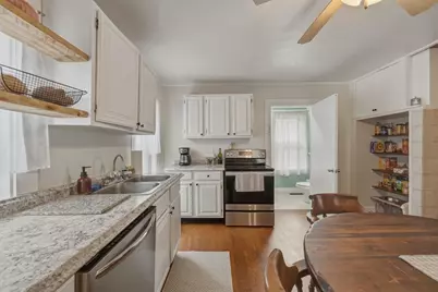 45 Nichols St, Gardner, MA 01440 - Photo 4