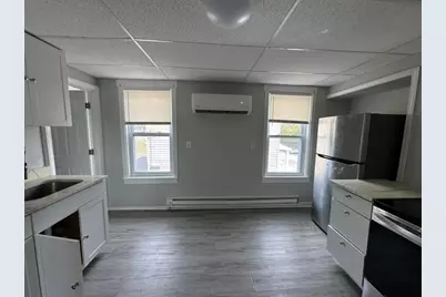 27 North St, Worcester, MA 01605 - Photo 4