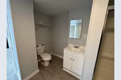 27 North St, Worcester, MA 01605 - Photo 2