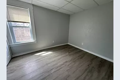 27 North St, Worcester, MA 01605 - Photo 8