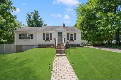 35 Carter Rd, Worcester, MA 01609 - Photo 1
