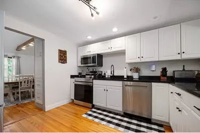 35 Carter Rd, Worcester, MA 01609 - Photo 6
