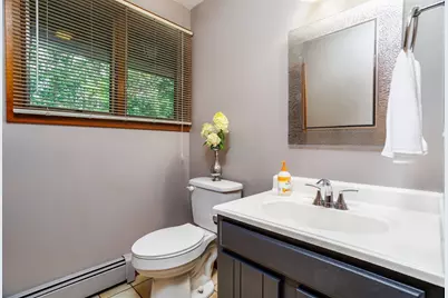 288 Granite St, Leominster, MA 01453 - Photo 8