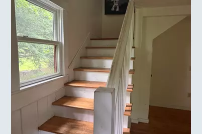 138 Sunset Ave, Amherst, MA 01002 - Photo 12