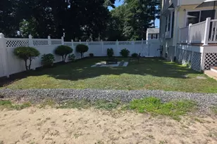 23 Valley Rd, Dracut, MA 01826 - Photo 4