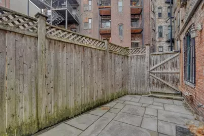 70 Clarendon St #A, Boston, MA 02116 - Photo 16