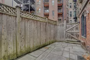 70 Clarendon St, Boston, MA 02116 - Photo 16