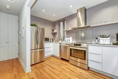 70 Clarendon St #A, Boston, MA 02116 - Photo 2