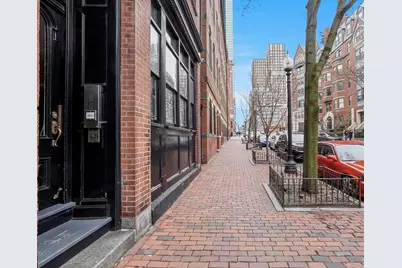 70 Clarendon St #A, Boston, MA 02116 - Photo 18