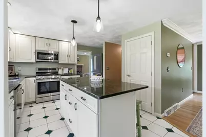 267 Beacon, Andover, MA 01810 - Photo 14