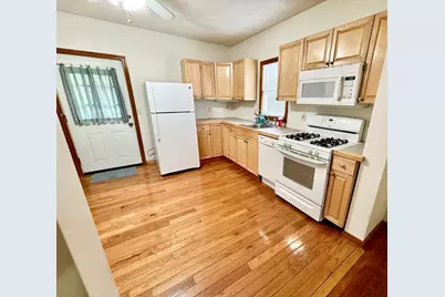 64 Paris Street #1, Medford, MA 02155 - Photo 4