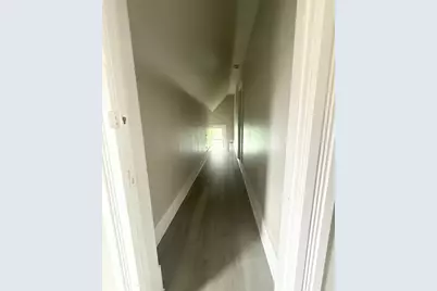 68 Waverly St #3, Springfield, MA 01107 - Photo 6