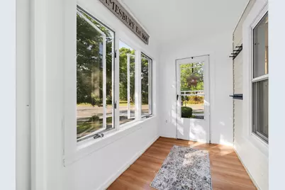 234 Elm St, Amesbury, MA 01913 - Photo 2