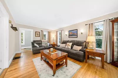 234 Elm St, Amesbury, MA 01913 - Photo 4