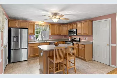 103 Sarno Ln, Tewksbury, MA 01876 - Photo 4