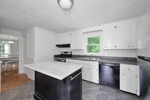 25 Foxtail Rd, Hanover, MA 02339 - Photo 10