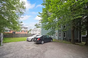 34-36 Howe St, Boston, MA 02125 - Photo 10