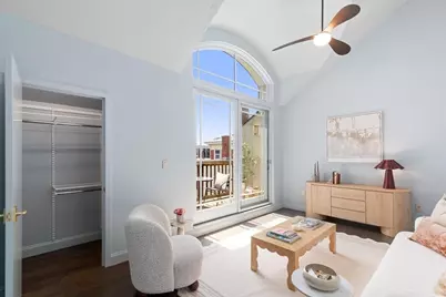 7 Crombie St #10, Salem, MA 01970 - Photo 12