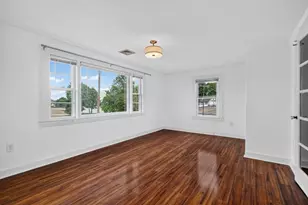 34 Bay View St, Quincy, MA 02169 - Photo 10