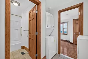 34 Bay View St, Quincy, MA 02169 - Photo 16