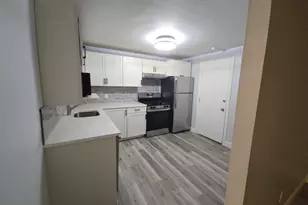 24 Inman St, Lawrence, MA 01843 - Photo 2