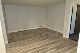 24 Inman St, Lawrence, MA 01843 - Photo 4