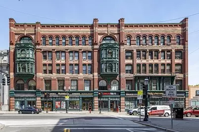 105 Paige #401, Lowell, MA 01852 - Photo 4