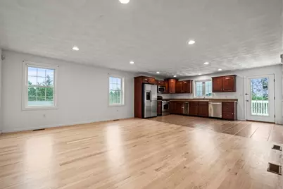 6 Fairlawn, Burlington, MA 01803 - Photo 2