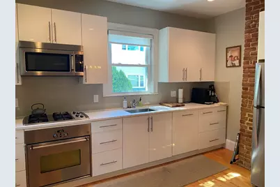 6 Fourth Street Pl #1, Cambridge, MA 02141 - Photo 2