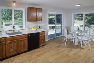 133 Pleasant St, Plympton, MA 02367 - Photo 10