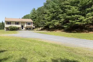 133 Pleasant St, Plympton, MA 02367 - Photo 24