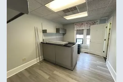 20 Cottage St, Brockton, MA 02301 - Photo 10