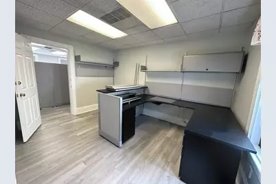 20 Cottage St, Brockton, MA 02301 - Photo 12