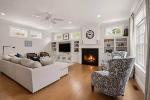 32 Maple Ln, Medfield, MA 02052 - Photo 8