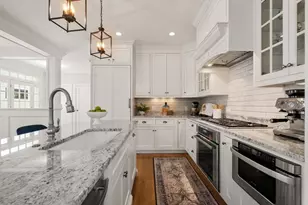 32 Maple Ln, Medfield, MA 02052 - Photo 8