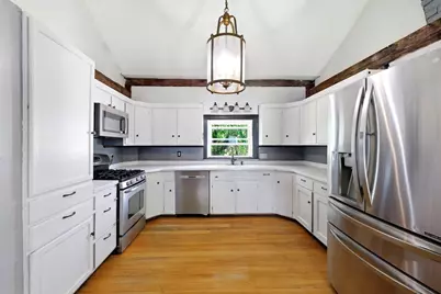 1572 Main Rd, Granville, MA 01034 - Photo 4