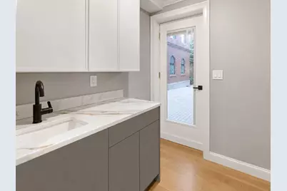 48 Fayette St, Boston, MA 02116 - Photo 28